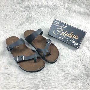 ladies mountain sole leather strap sandals